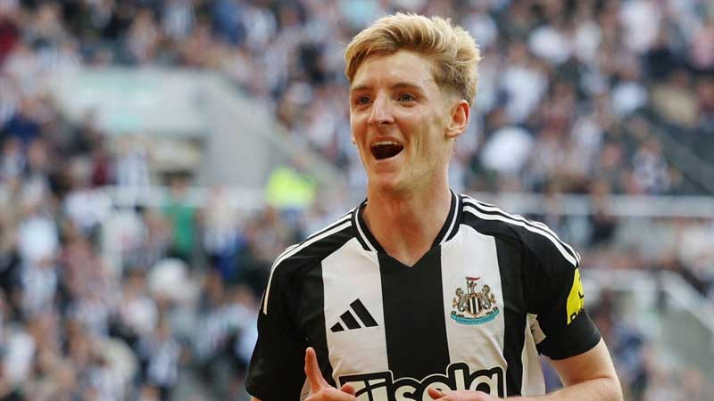 Diễn biến chuyển nhượng Anthony Gordon và Liverpool
